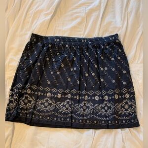 Tommy Hilfiger Navy Blue and White Bandana Skirt, Sz L